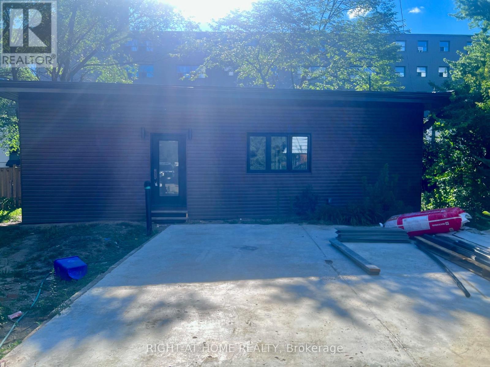 41 Dromore Garden Suite Crescent, Toronto, Ontario  M2R 2H4 - Photo 6 - C13699354