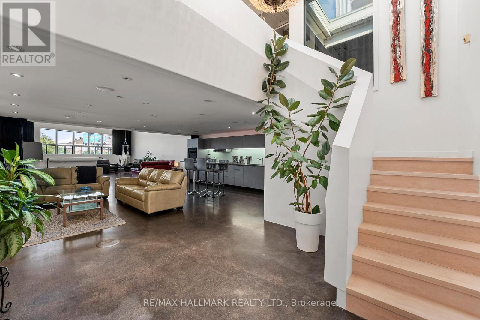 226 - 1173 DUNDAS STREET E, Toronto, Ontario