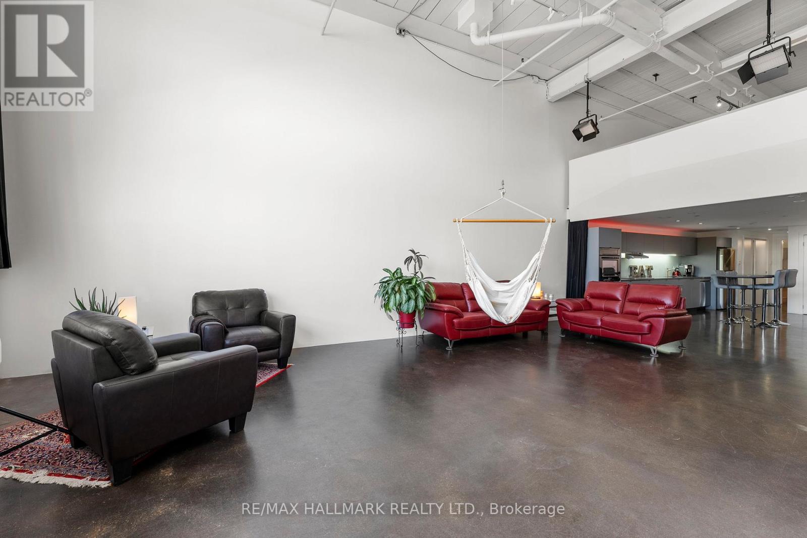 226 - 1173 Dundas Street E, Toronto, Ontario M4M 3P1 - Photo 17 - E13699242