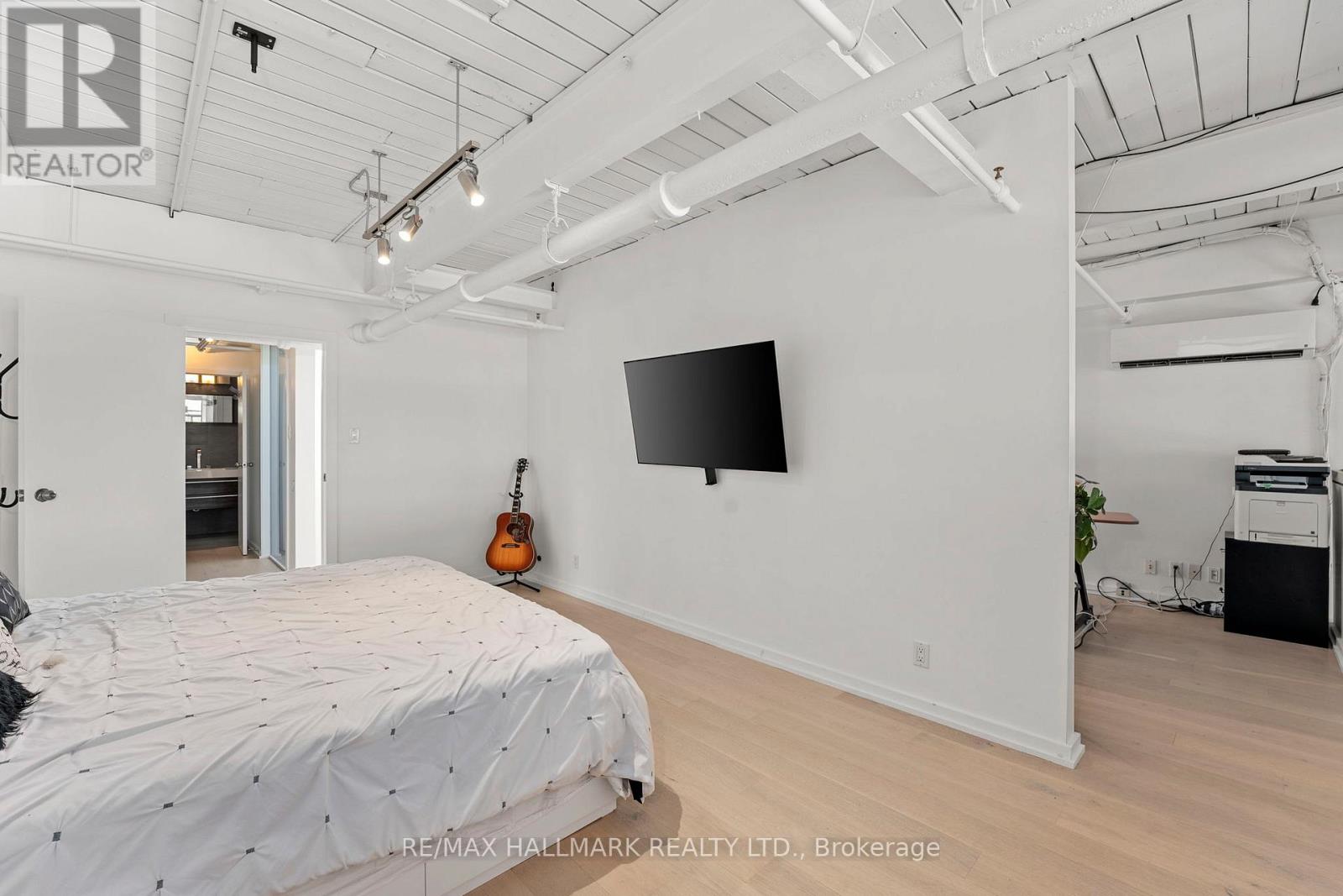 226 - 1173 Dundas Street E, Toronto, Ontario M4M 3P1 - Photo 20 - E13699242