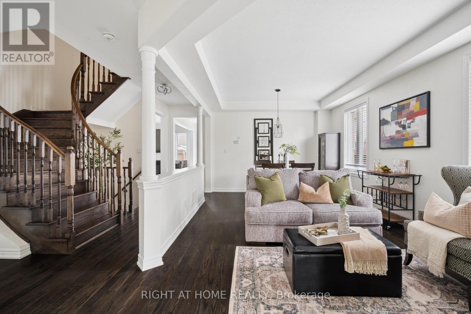 4 Bill Hutchinson Crescent, Clarington, Ontario  L1C 7E1 - Photo 6 - E13699336