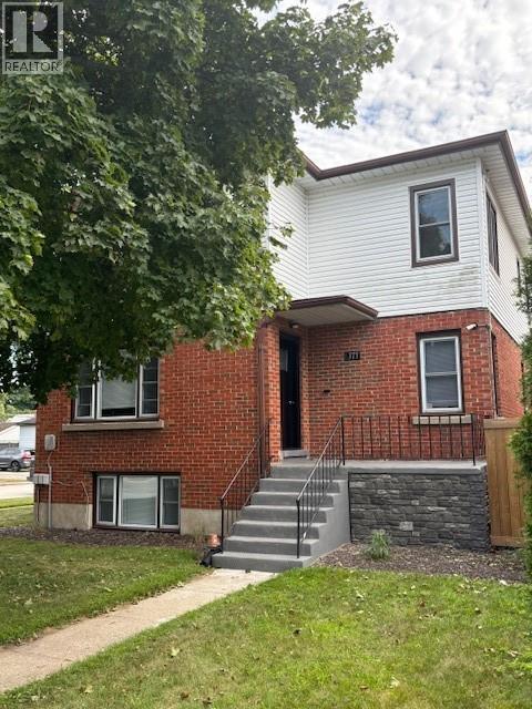 377 NELSON STREET Sarnia Ontario Canada N7T5J8