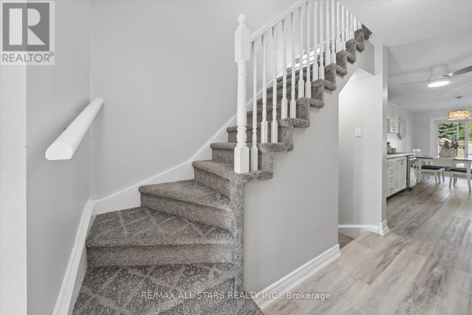 229 Fairwood Drive, Georgina, Ontario  L4P 3Y5 - Photo 16 - N13699202
