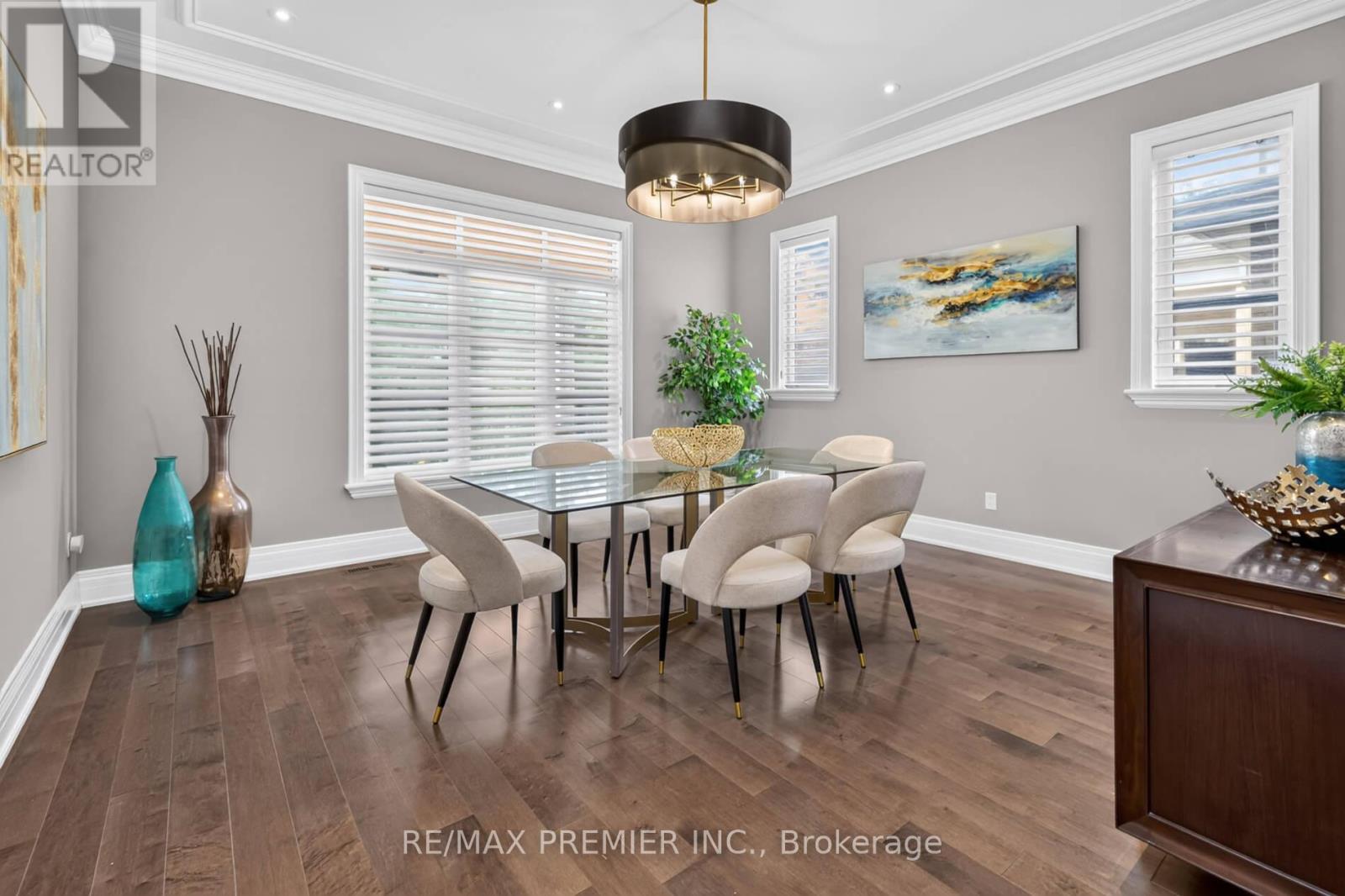 31 Sarracini Crescent, Vaughan, Ontario  L4L 3S9 - Photo 10 - N13699222