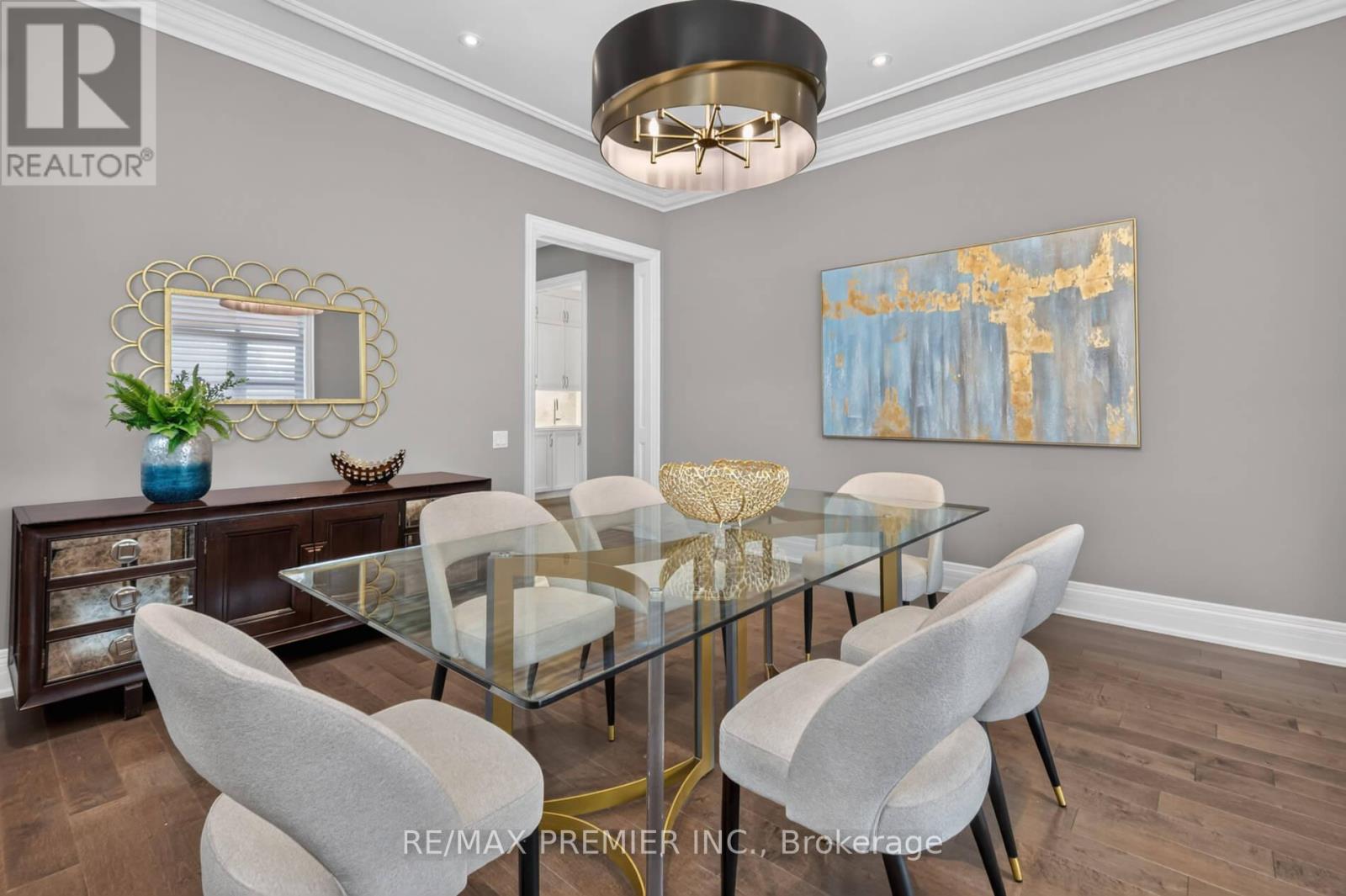 31 Sarracini Crescent, Vaughan, Ontario  L4L 3S9 - Photo 11 - N13699222