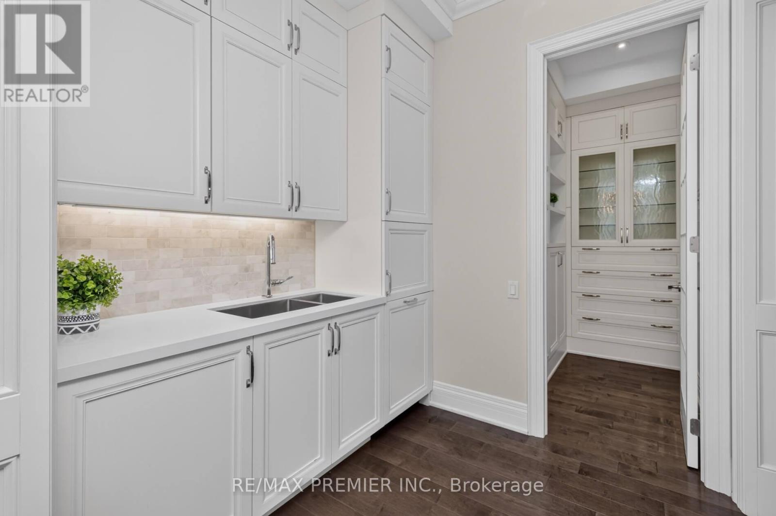 31 Sarracini Crescent, Vaughan, Ontario  L4L 3S9 - Photo 18 - N13699222