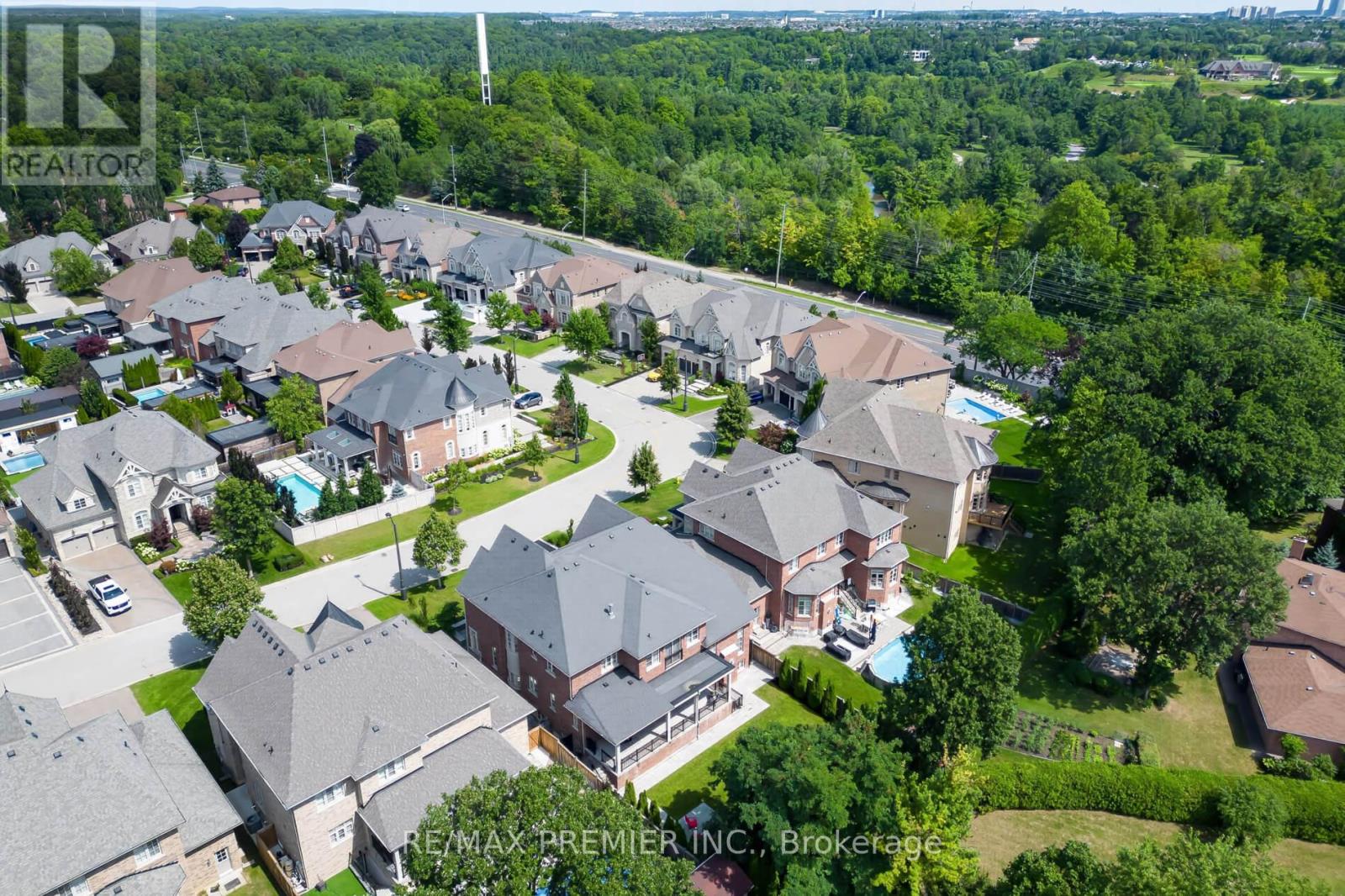 31 Sarracini Crescent, Vaughan, Ontario  L4L 3S9 - Photo 49 - N13699222