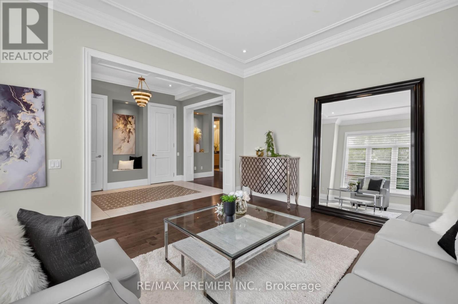 31 Sarracini Crescent, Vaughan, Ontario  L4L 3S9 - Photo 6 - N13699222