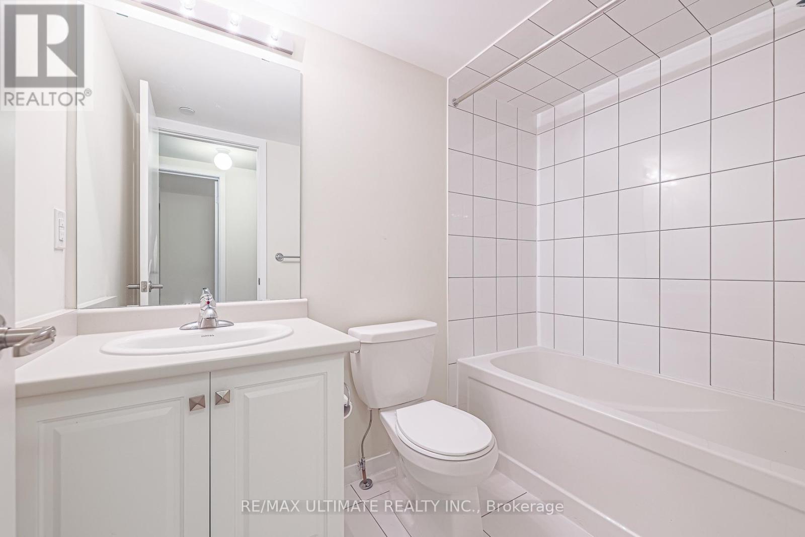 109 - 600 Alex Gardner Circle, Aurora, Ontario  L4G 0A3 - Photo 18 - N13699254