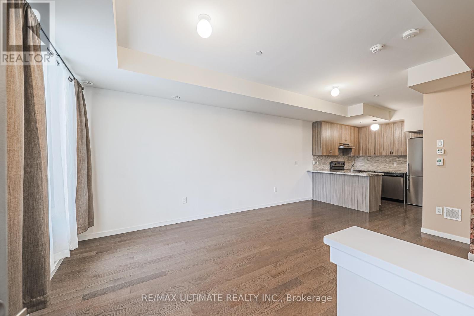 109 - 600 Alex Gardner Circle, Aurora, Ontario  L4G 0A3 - Photo 4 - N13699254