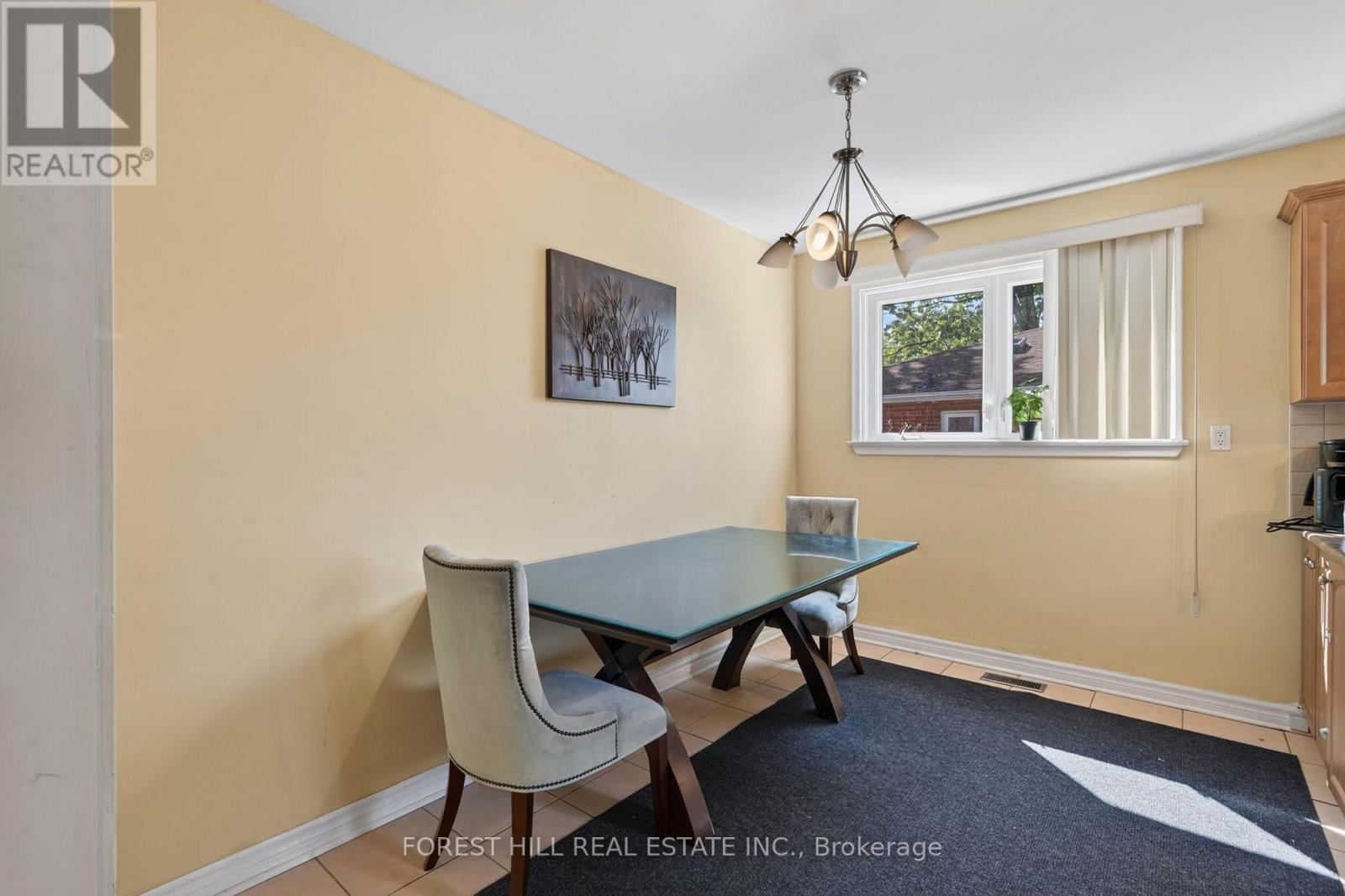 361 Blue Grass Boulevard, Richmond Hill, Ontario  L4C 3H3 - Photo 12 - N13699270