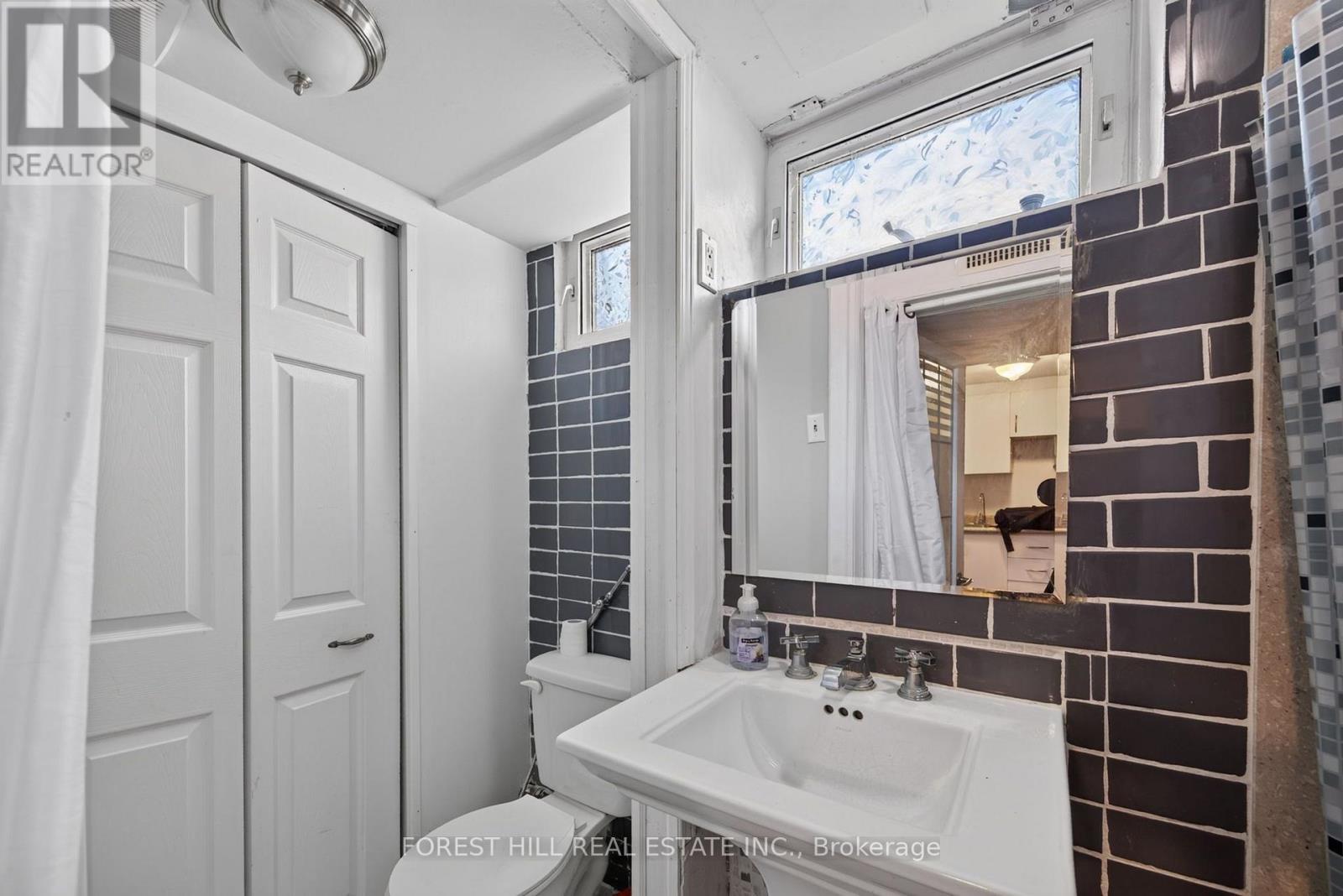 361 Blue Grass Boulevard, Richmond Hill, Ontario  L4C 3H3 - Photo 21 - N13699270
