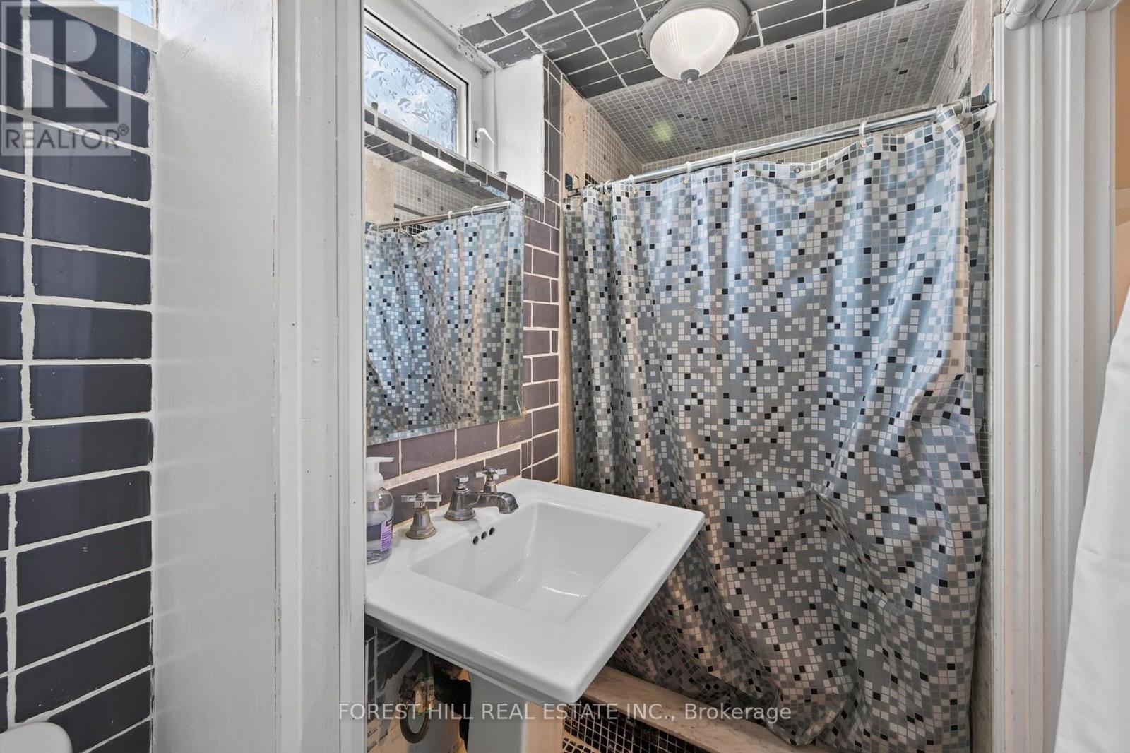 361 Blue Grass Boulevard, Richmond Hill, Ontario  L4C 3H3 - Photo 22 - N13699270