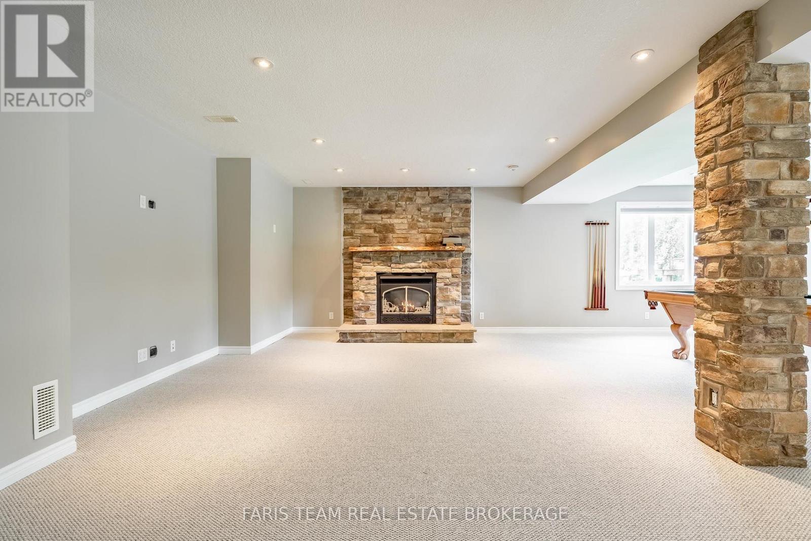 27 Bachly Avenue, Oro-Medonte (Moonstone), Ontario  L0K 1N0 - Photo 25 - S13699298