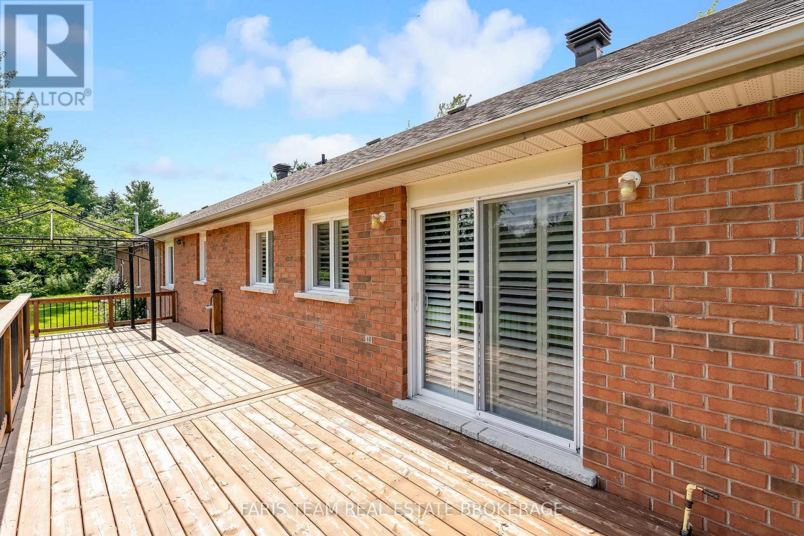 27 Bachly Avenue, Oro-Medonte (Moonstone), Ontario  L0K 1N0 - Photo 31 - S13699298