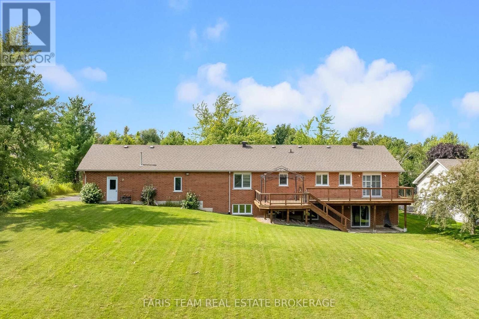 27 Bachly Avenue, Oro-Medonte (Moonstone), Ontario  L0K 1N0 - Photo 37 - S13699298