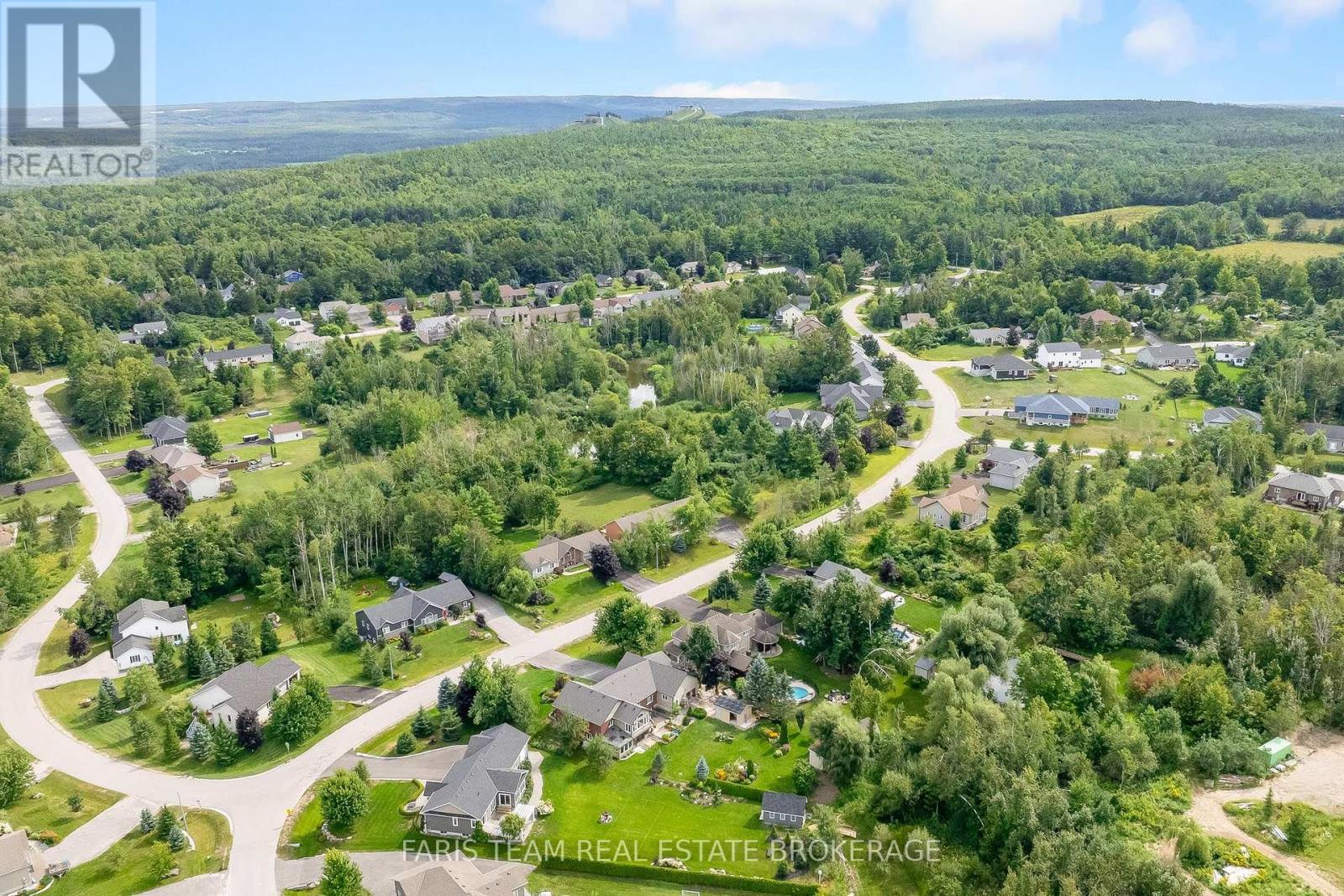 27 Bachly Avenue, Oro-Medonte (Moonstone), Ontario  L0K 1N0 - Photo 43 - S13699298