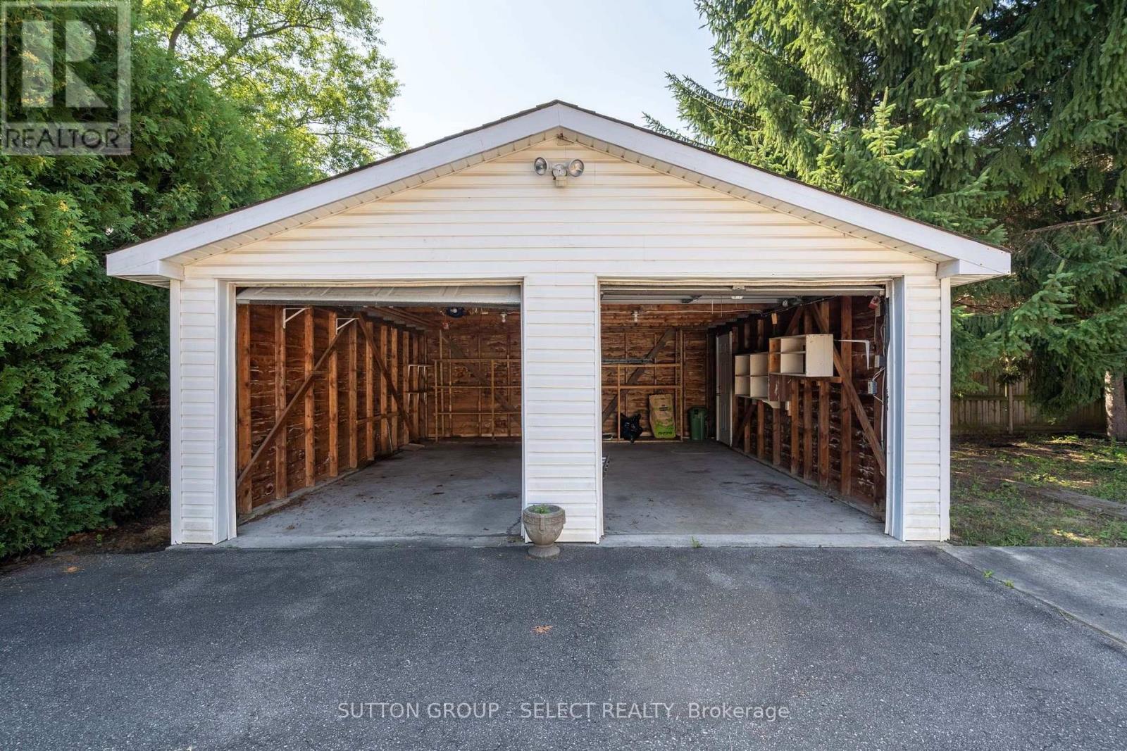 1581 Borden Street, London East, Ontario  N5W 2P9 - Photo 45 - X13673470