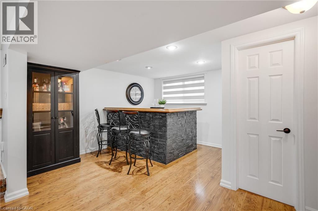 5073 Queen's Court, Burlington, Ontario  L7L 3Z1 - Photo 24 - 40856816