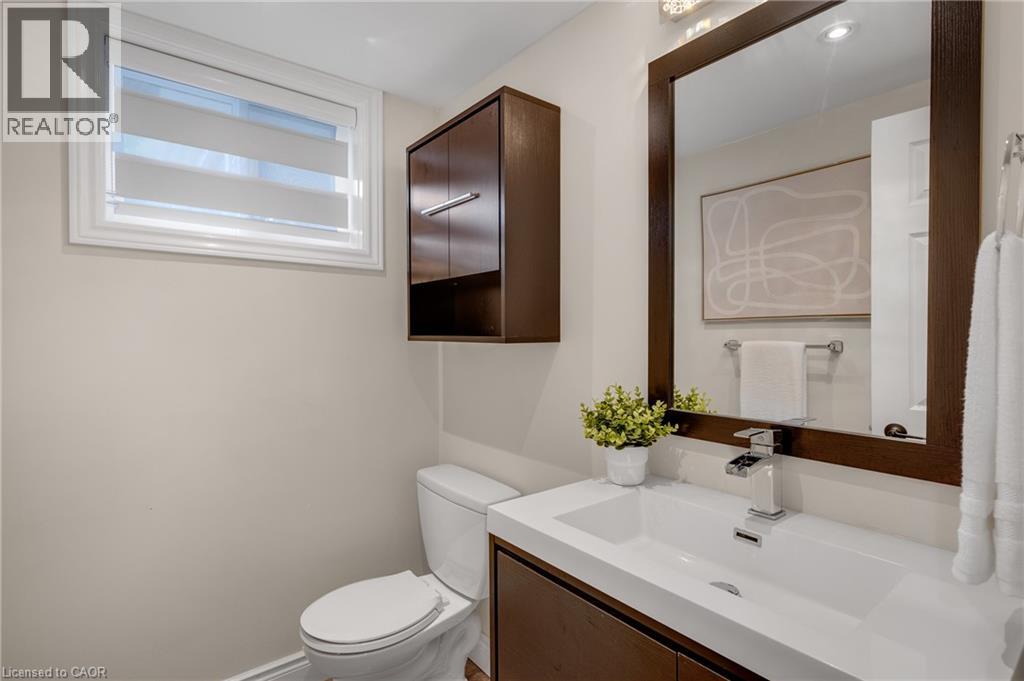 5073 Queen's Court, Burlington, Ontario  L7L 3Z1 - Photo 26 - 40856816