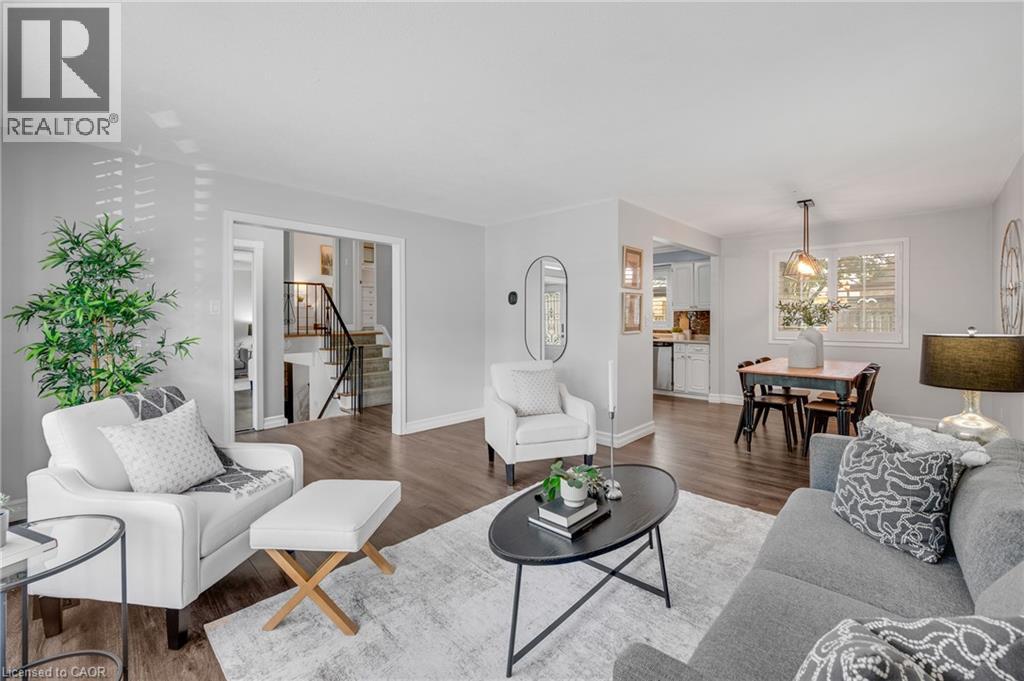 5073 Queen's Court, Burlington, Ontario  L7L 3Z1 - Photo 6 - 40856816