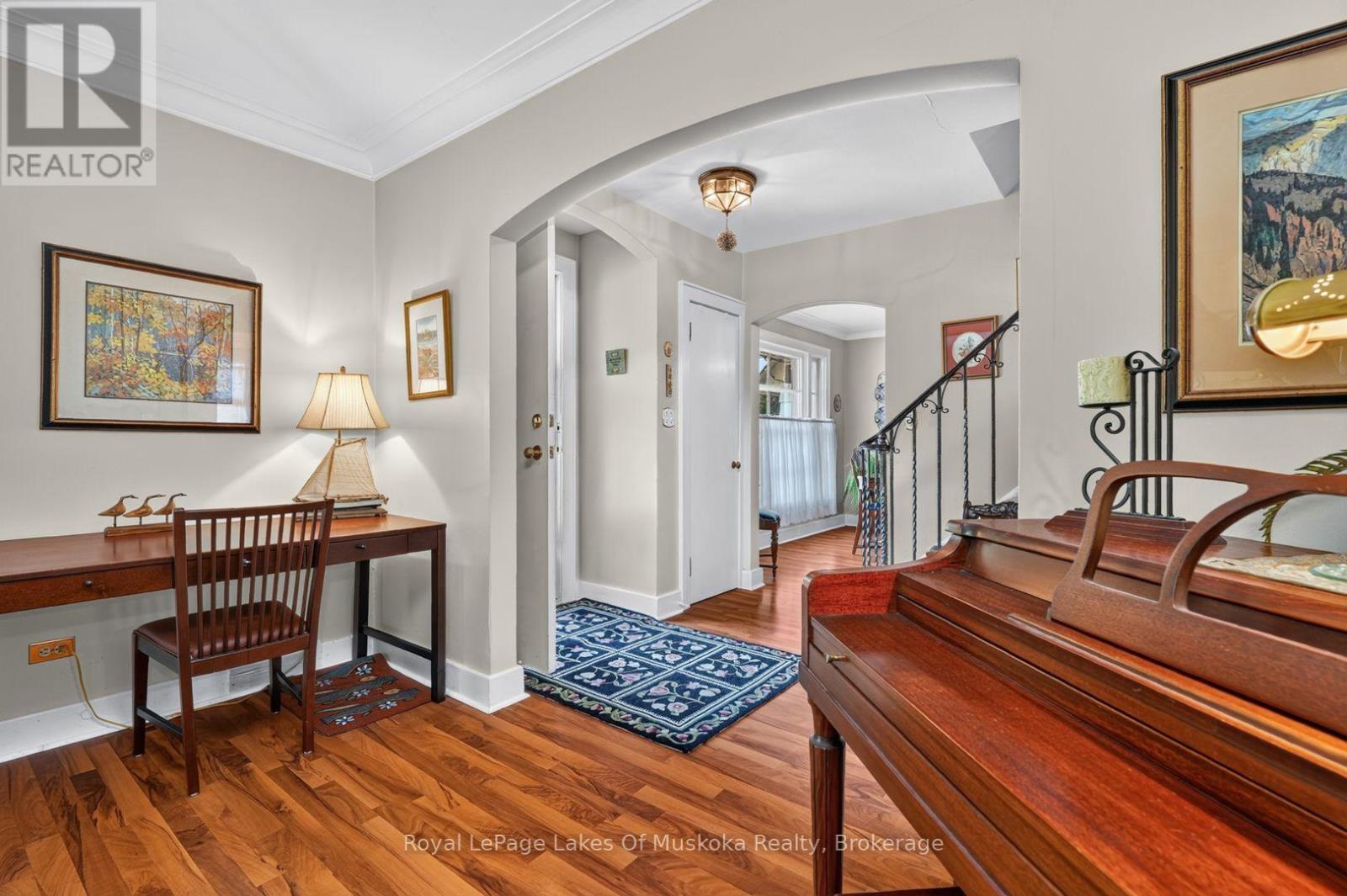 2 Mountview Avenue, Huntsville, Ontario  P1H 1G8 - Photo 6 - X13699244