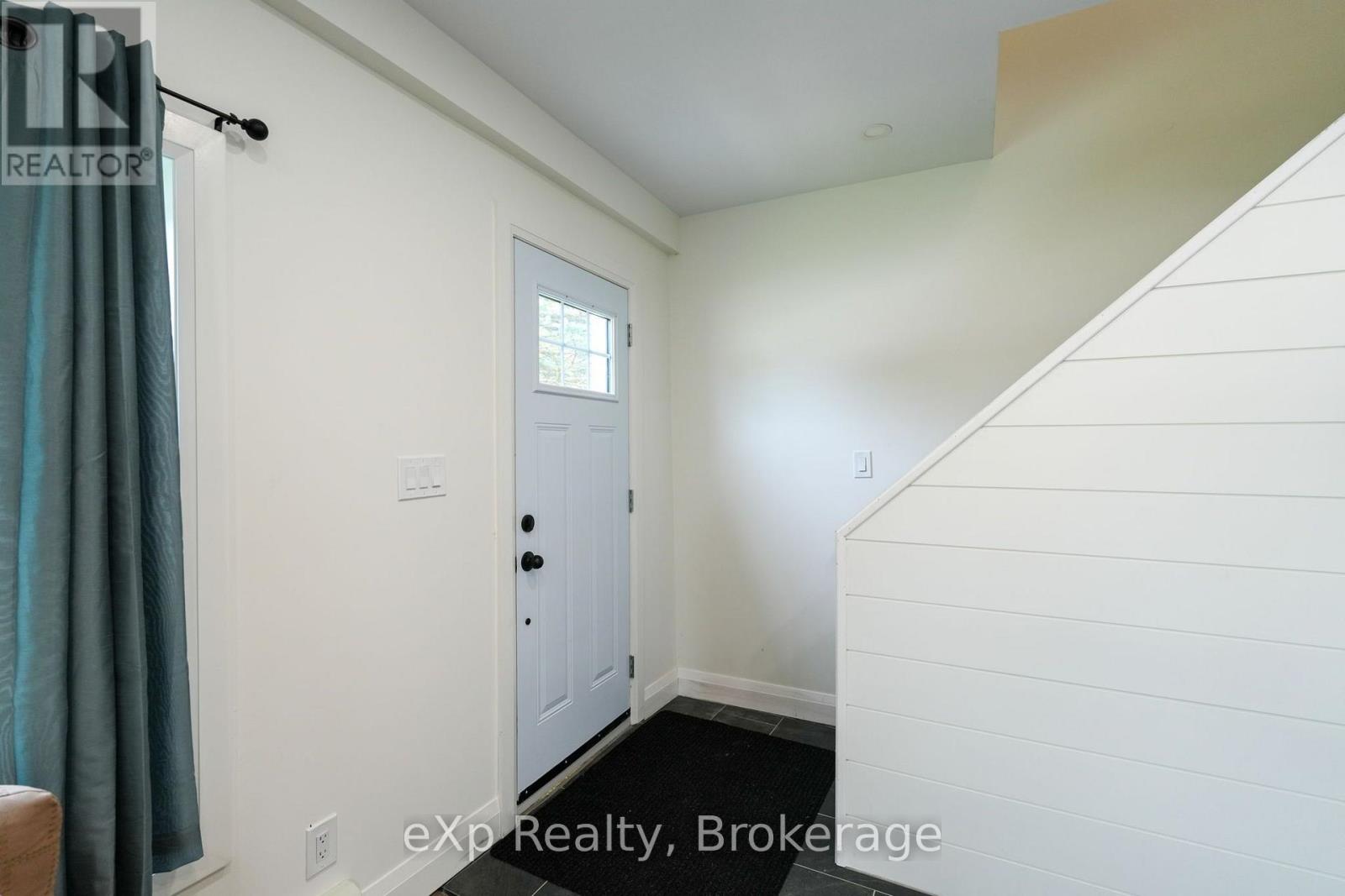 136 Breadalbane Street S, Saugeen Shores, Ontario  N0H 2L0 - Photo 4 - X13699342