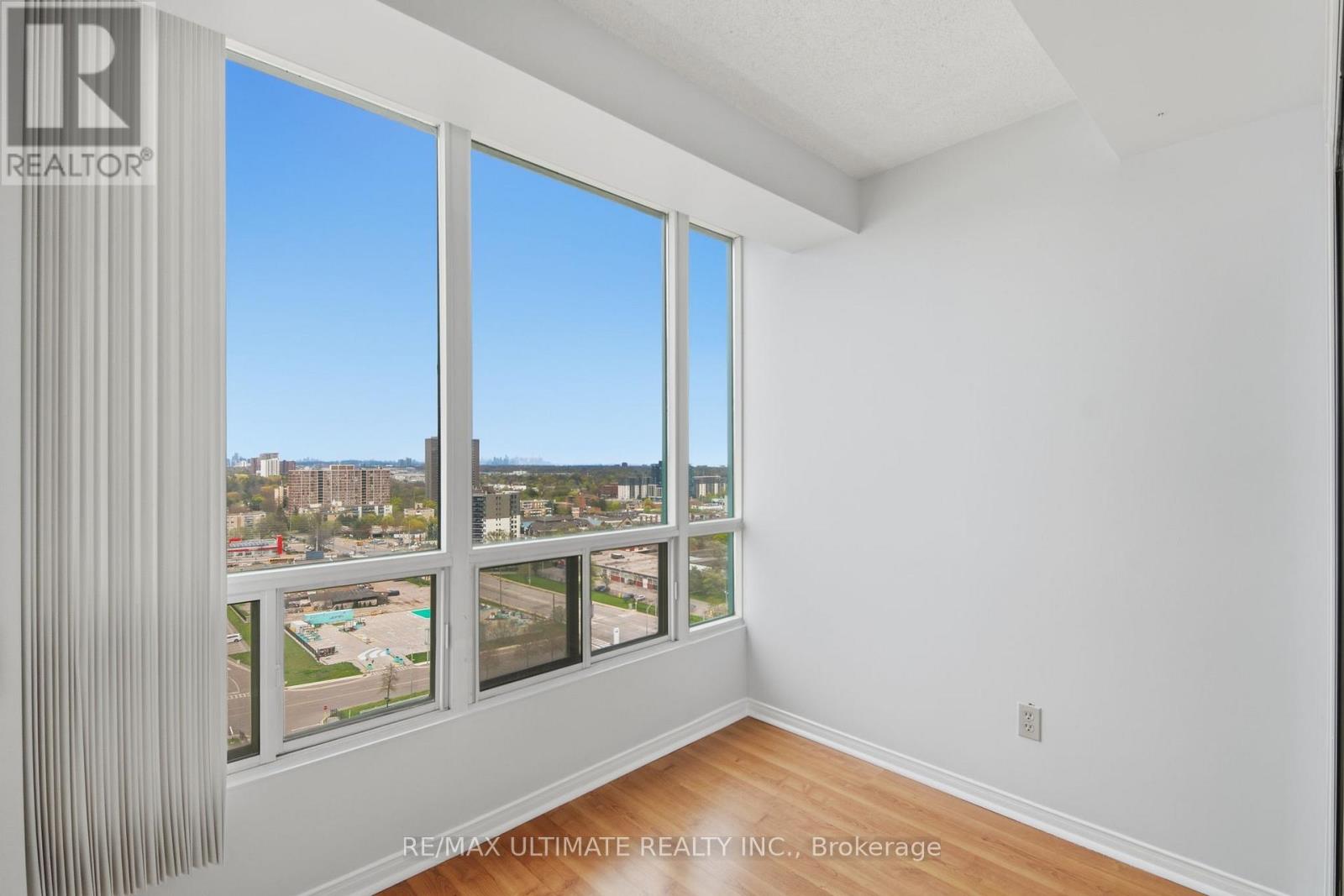 1614 - 115 Hillcrest Avenue, Mississauga, Ontario  L5B 3Y9 - Photo 11 - W13699228