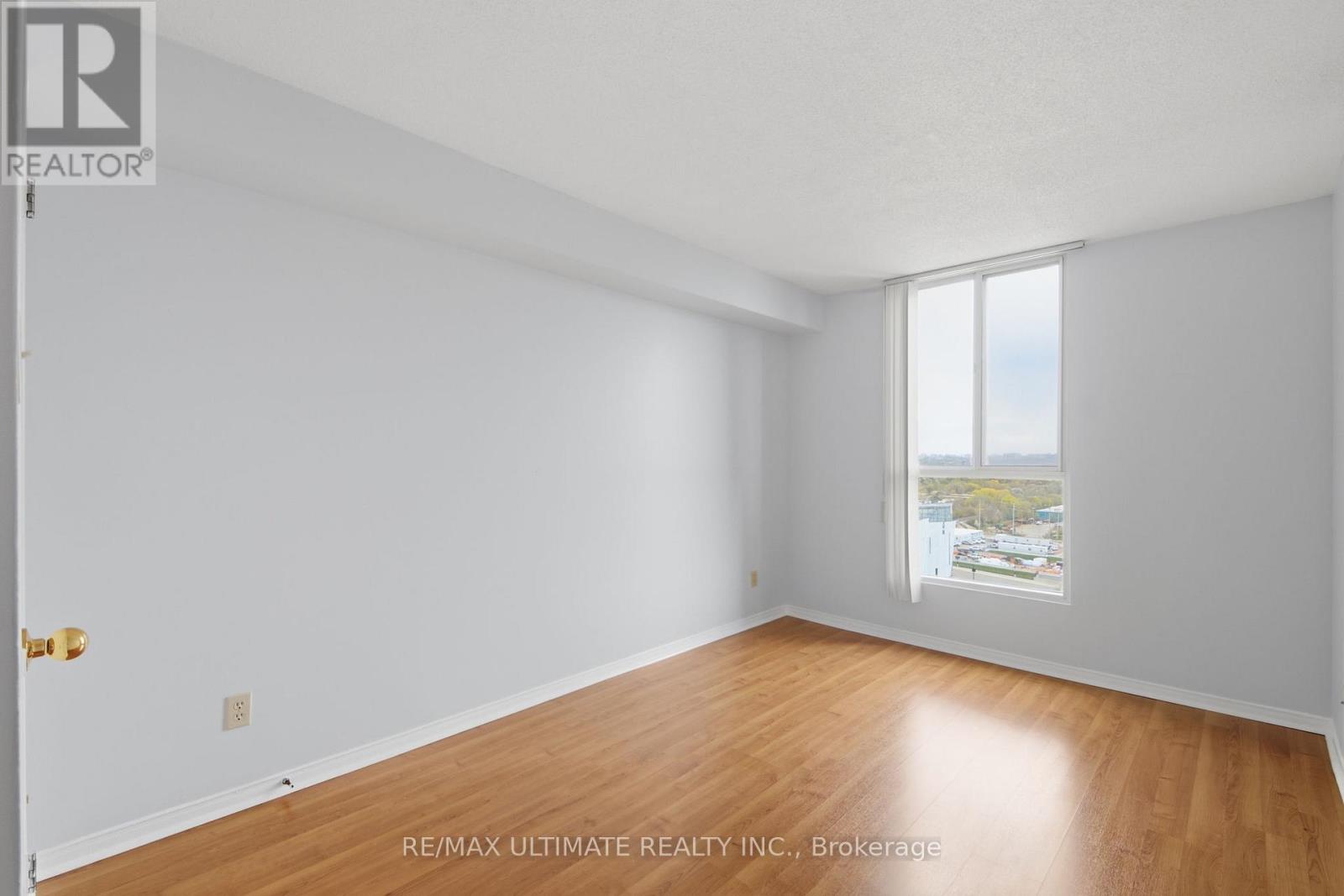 1614 - 115 Hillcrest Avenue, Mississauga, Ontario  L5B 3Y9 - Photo 12 - W13699228