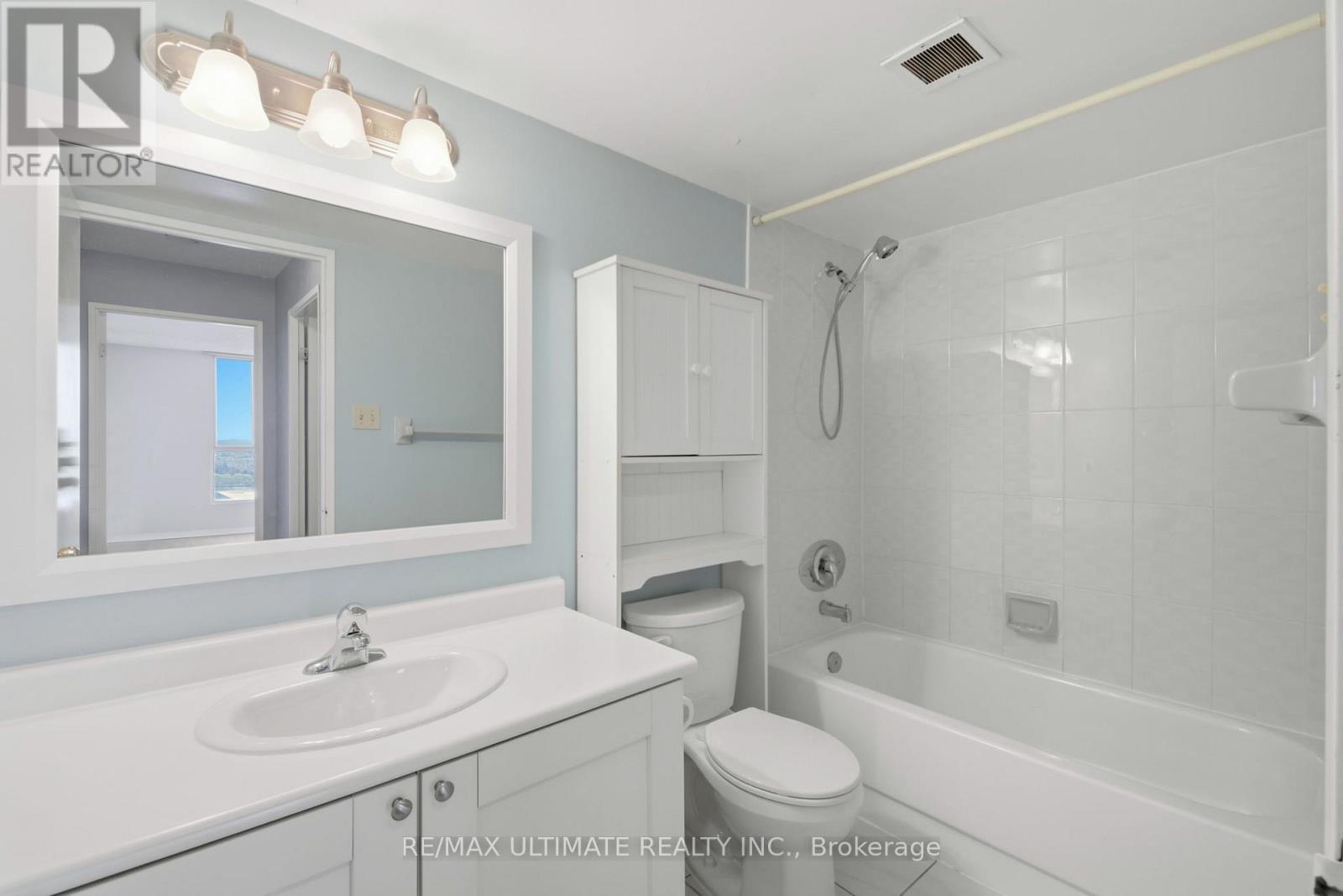 1614 - 115 Hillcrest Avenue, Mississauga, Ontario  L5B 3Y9 - Photo 17 - W13699228