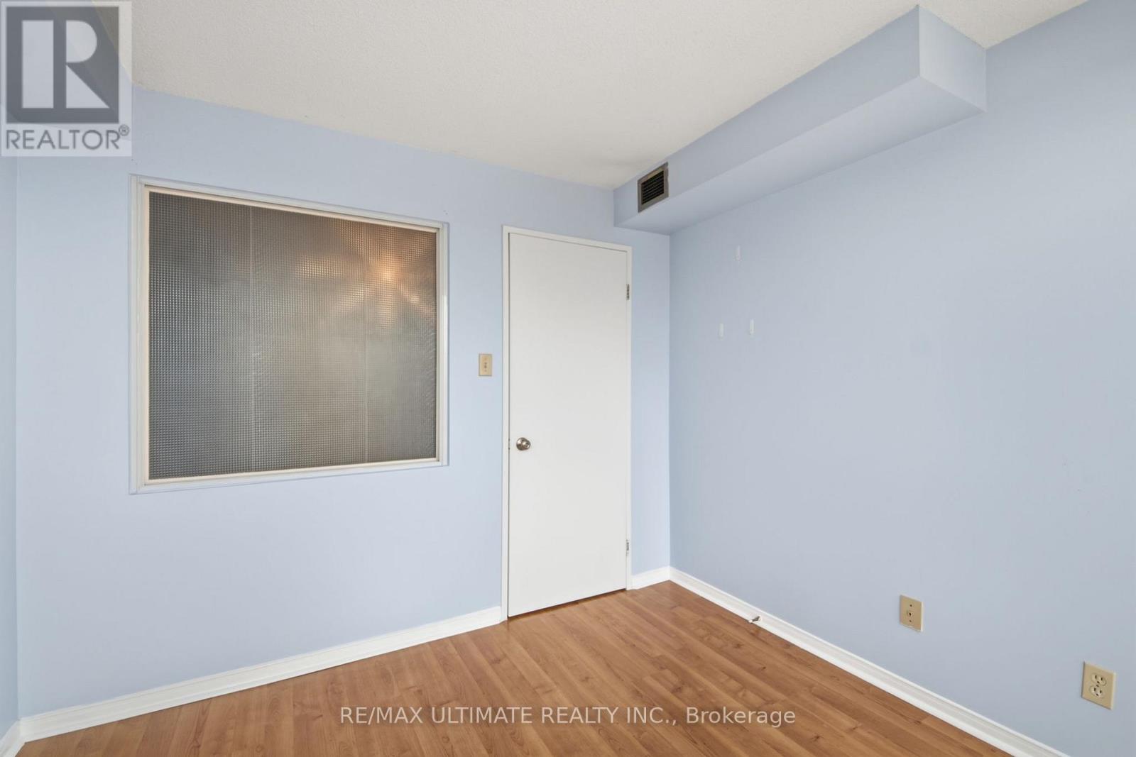 1614 - 115 Hillcrest Avenue, Mississauga, Ontario  L5B 3Y9 - Photo 18 - W13699228