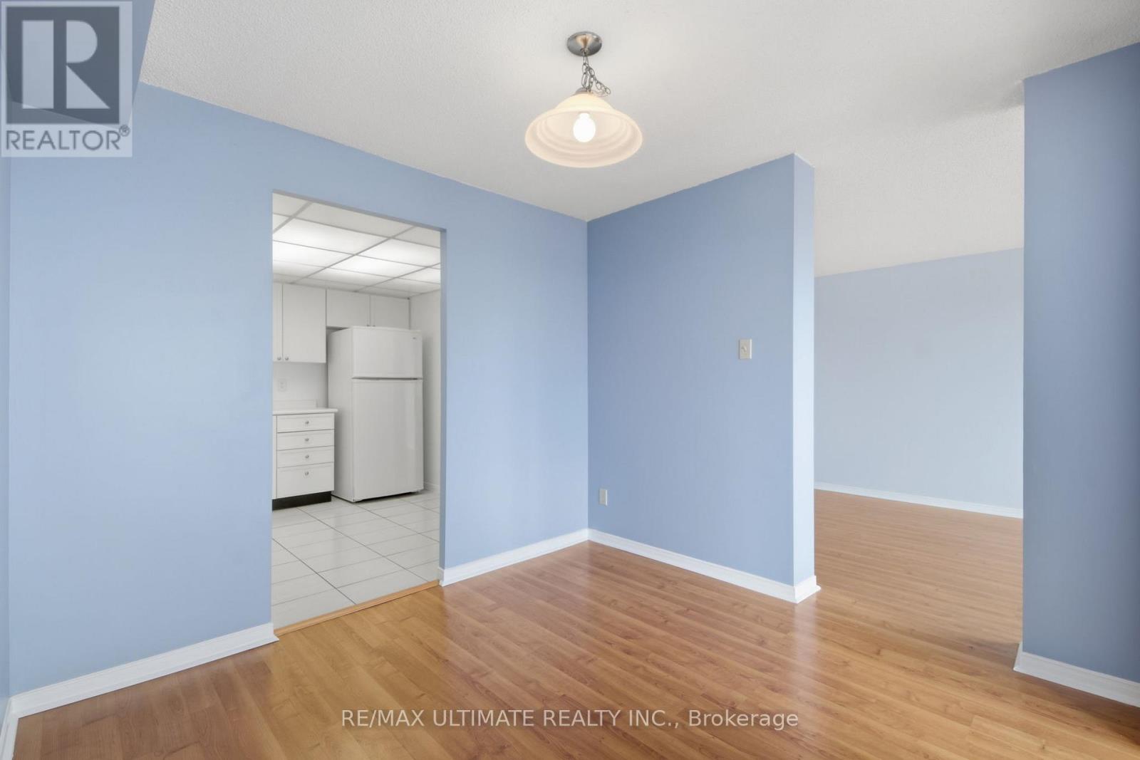 1614 - 115 Hillcrest Avenue, Mississauga, Ontario  L5B 3Y9 - Photo 8 - W13699228