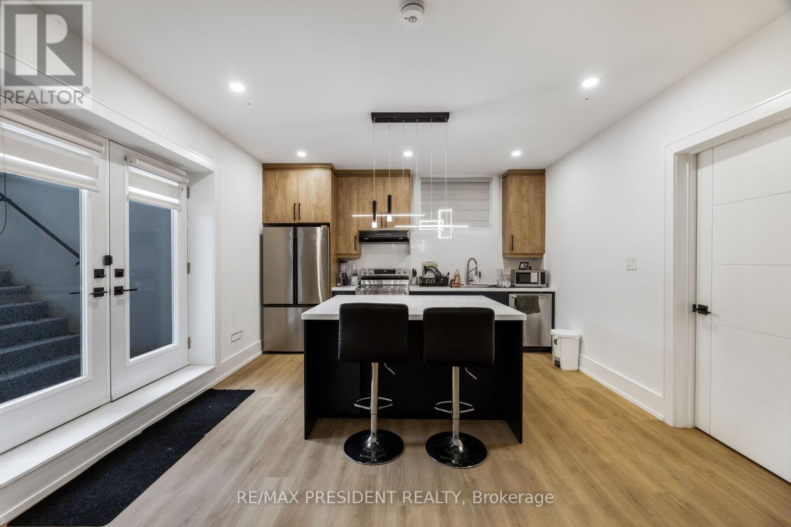 1081 Ogden Avenue, Mississauga, Ontario  L5E 2G7 - Photo 44 - W13699288