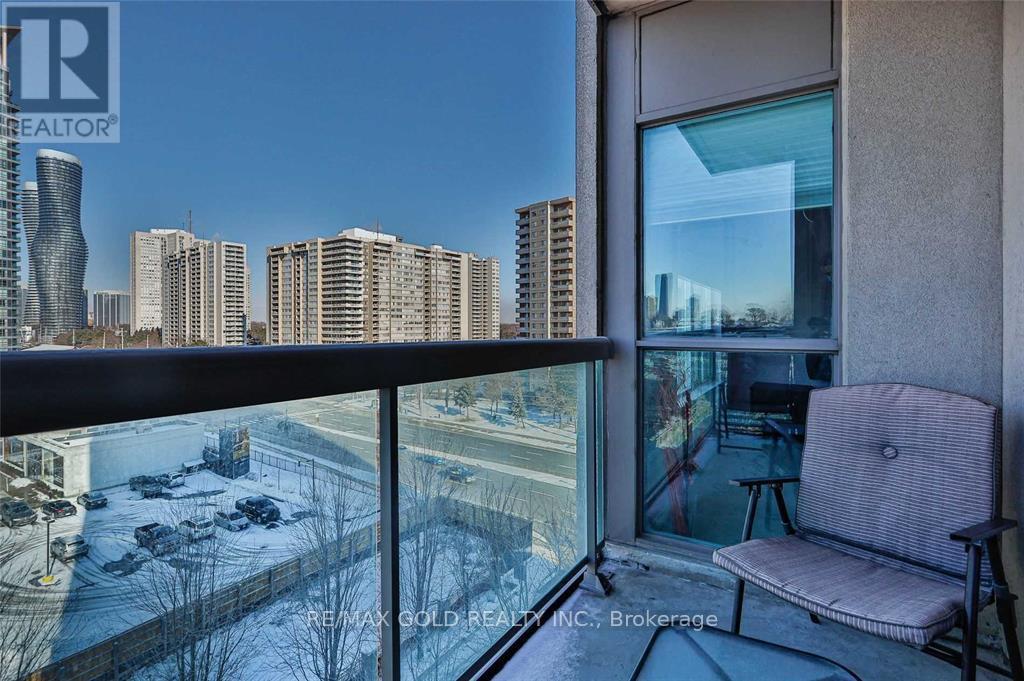 807 - 3504 Hurontario Street, Mississauga, Ontario  L5B 0B9 - Photo 14 - W13699292