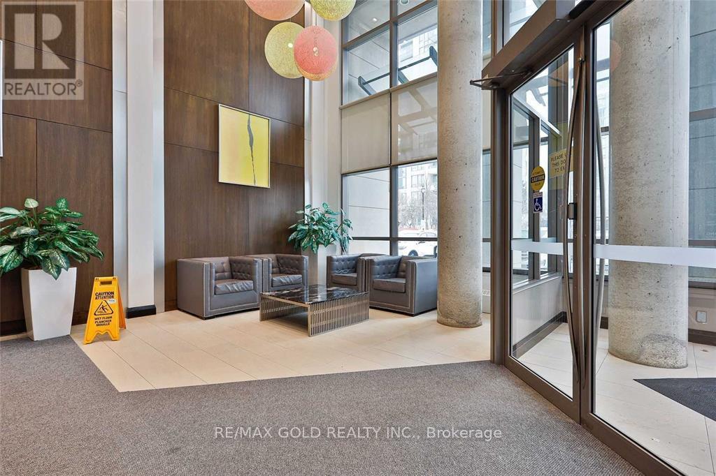 807 - 3504 Hurontario Street, Mississauga, Ontario  L5B 0B9 - Photo 4 - W13699292