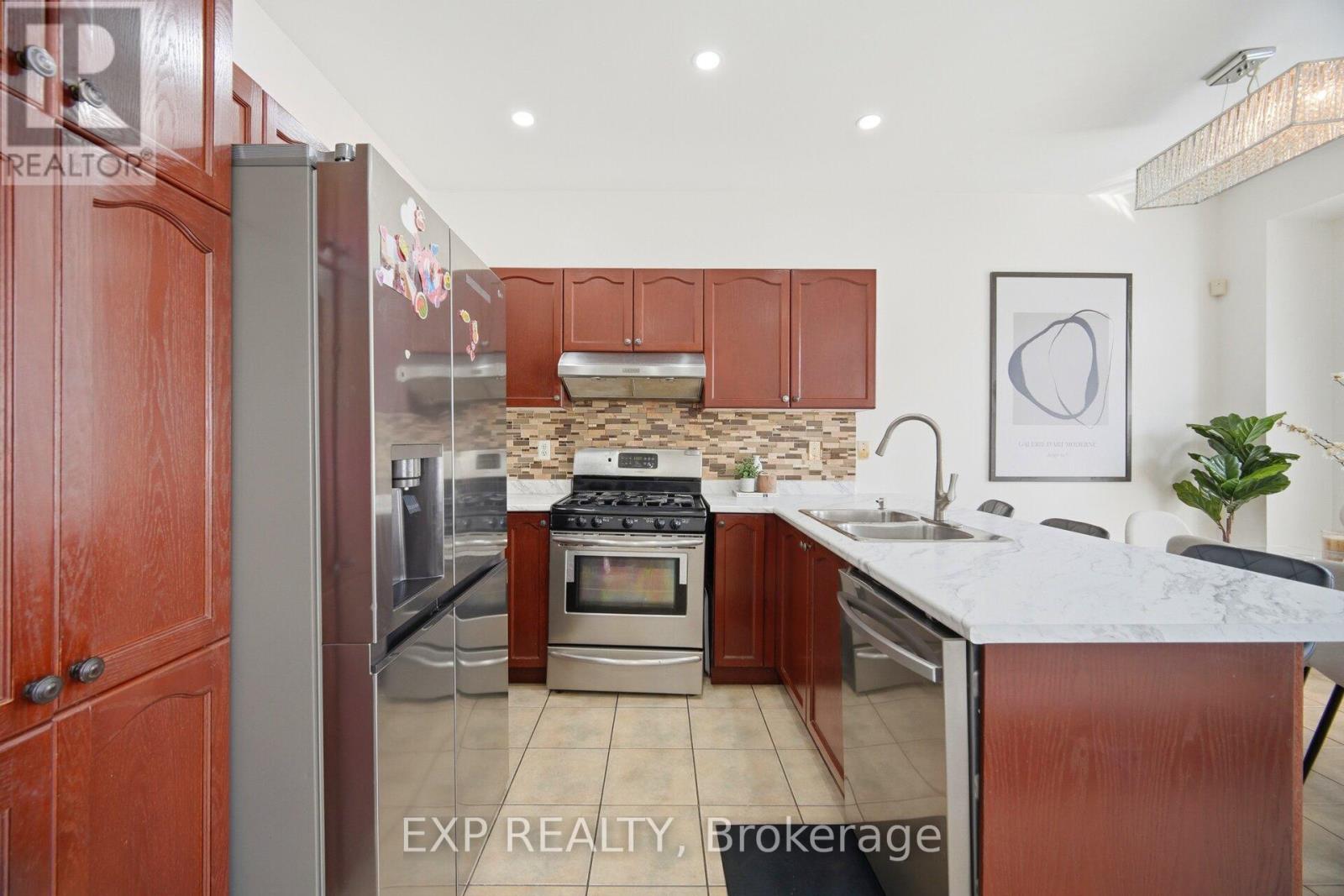 37 Totten Drive, Brampton, Ontario  L6R 0P5 - Photo 12 - W13699332