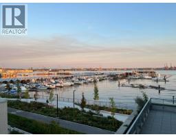 407 785 HARBOUR WAY, North Vancouver, British Columbia