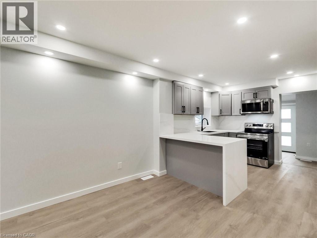 67 Cope Street, Hamilton, Ontario  L8H 5B1 - Photo 12 - 40849229