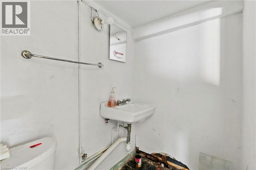 395 Avondale Street, Hamilton, Ontario  L8L 7C8 - Photo 40 - 40852240