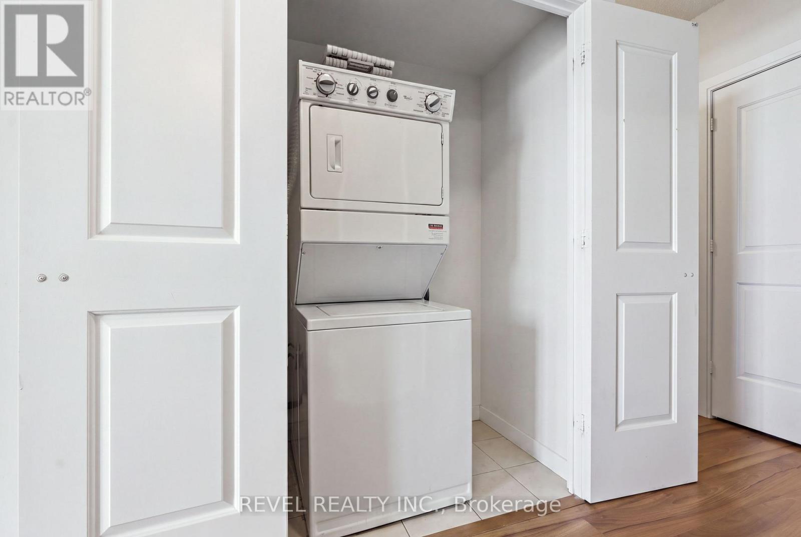 3101 - 330 Burnhamthorpe Road W, Mississauga, Ontario  L5B 0E1 - Photo 13 - W13698546