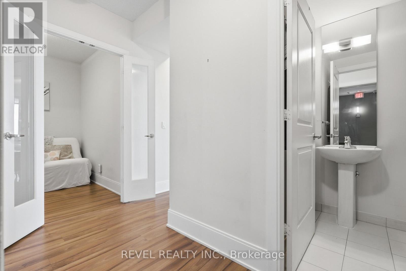 3101 - 330 Burnhamthorpe Road W, Mississauga, Ontario  L5B 0E1 - Photo 12 - W13698546
