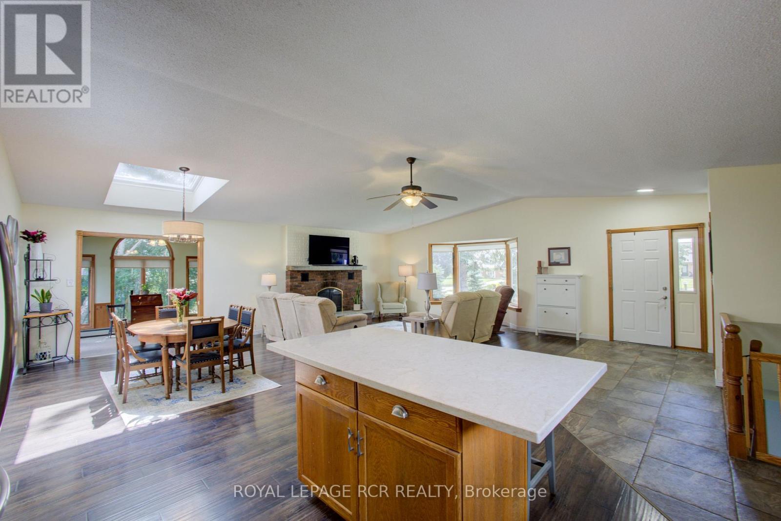 181 Mcfarlin Drive, Southgate, Ontario N0G 2L0 - Photo 16 - X13699300
