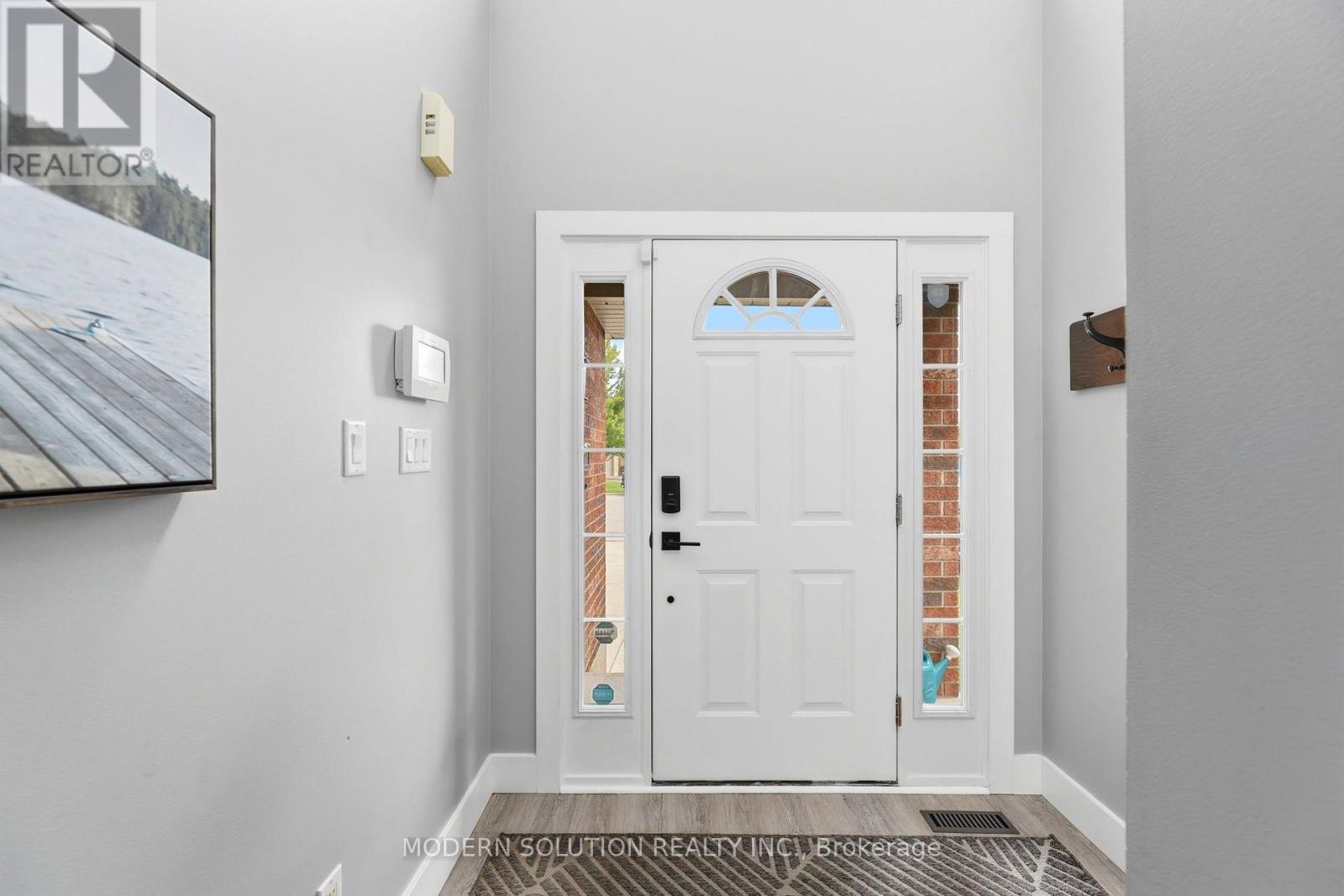 897 Bradshaw Crescent, London North, Ontario  N5X 0B6 - Photo 3 - X13699328
