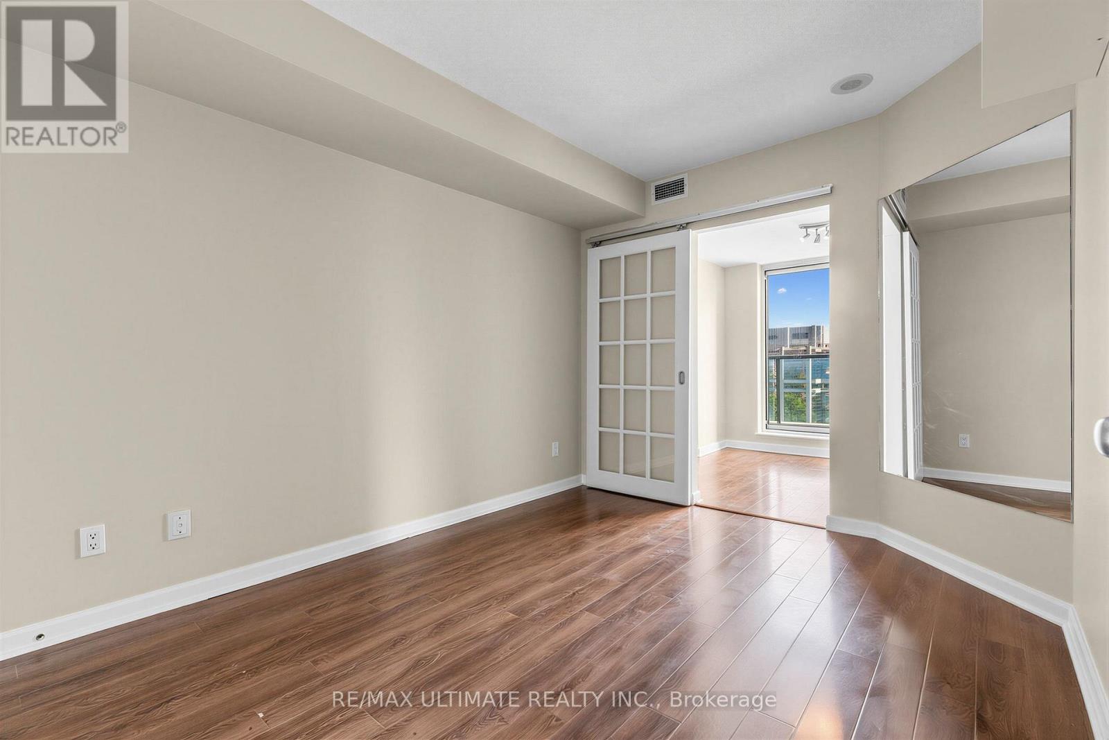 1508 - 8 Park Road, Toronto, Ontario  M4W 3S5 - Photo 10 - C13699358