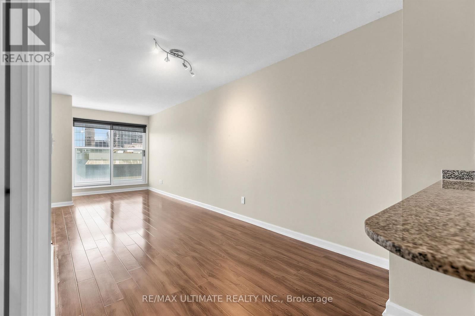 1508 - 8 Park Road, Toronto, Ontario  M4W 3S5 - Photo 8 - C13699358