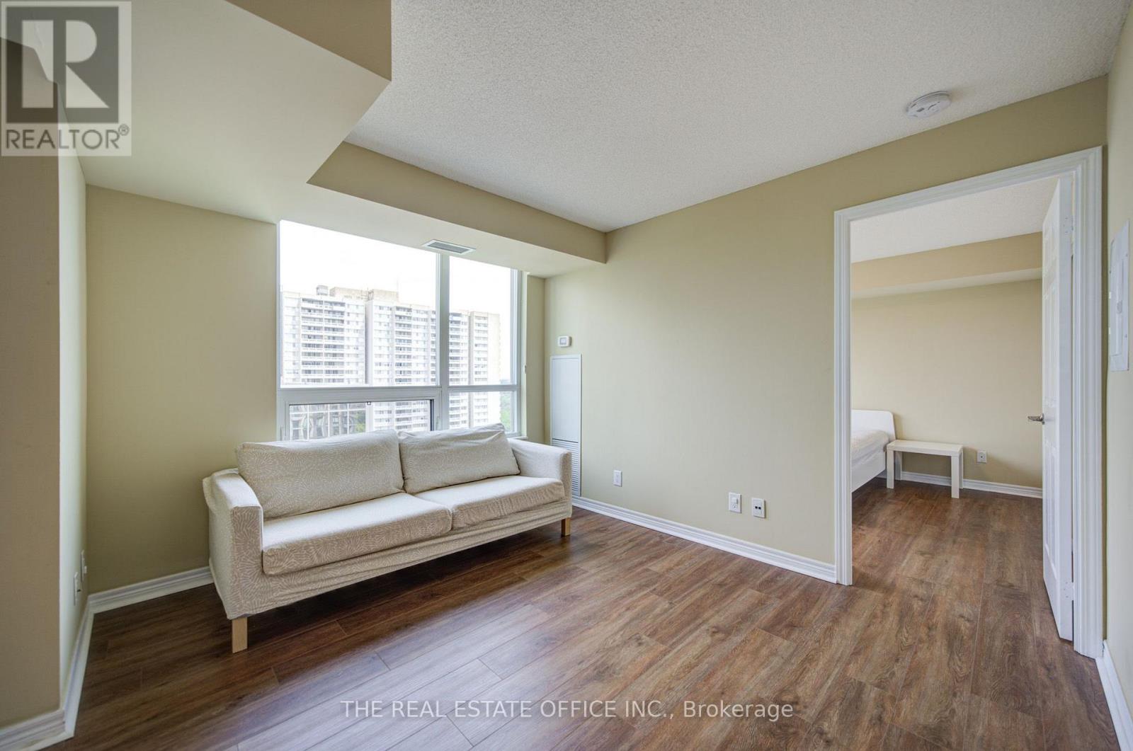 1502 - 208 Enfield Place, Mississauga, Ontario  L5B 0B8 - Photo 10 - W13536226