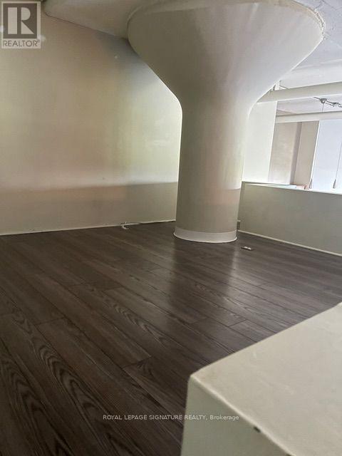 201 - 1001 Roselawn Avenue, Toronto, Ontario  M6B 4M4 - Photo 11 - W13689778