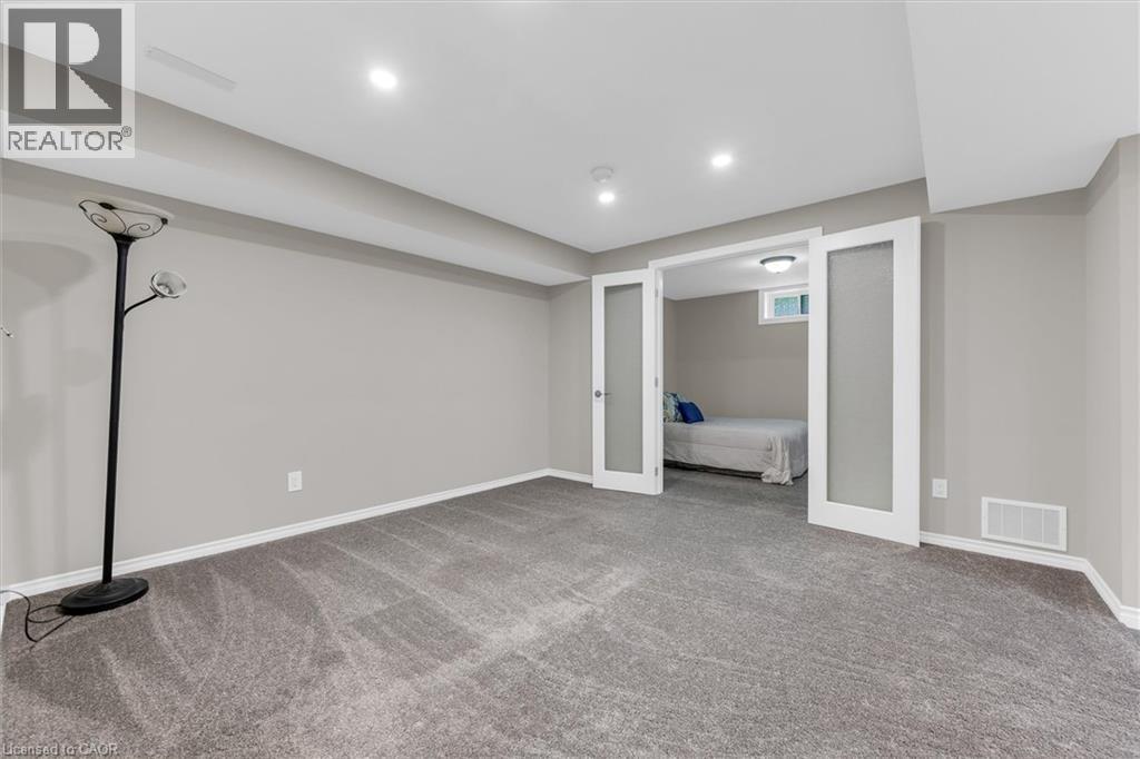19 Millpond Place, Hamilton, Ontario  L8W 2W6 - Photo 26 - 40857413