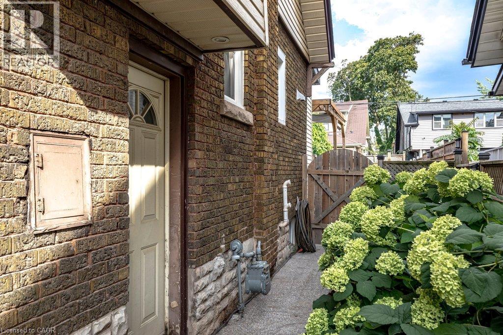 57 Balsam Avenue S, Hamilton, Ontario  L8M 3B2 - Photo 31 - 40856675