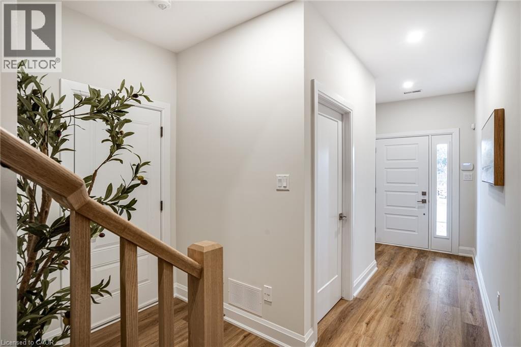 292 Vine Street Unit# 45, St. Catharines, Ontario  L2M 0E1 - Photo 3 - 40822734